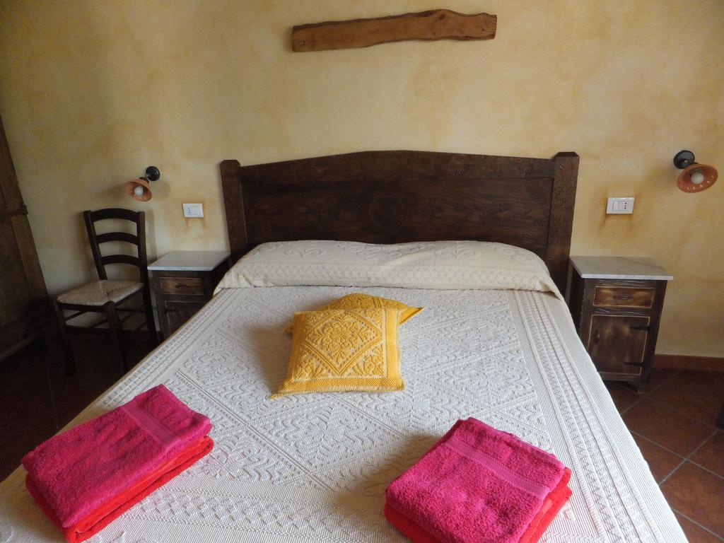 Bed and Breakfast Grazia Deledda Galtellì Exteriér fotografie